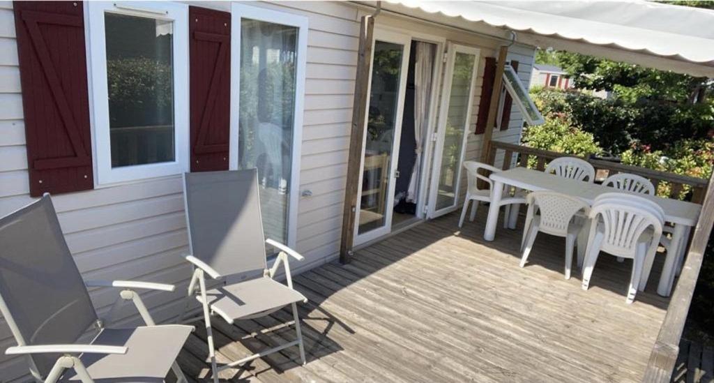 Mobil-Home Felix Ducournau Gastes Exteriér fotografie